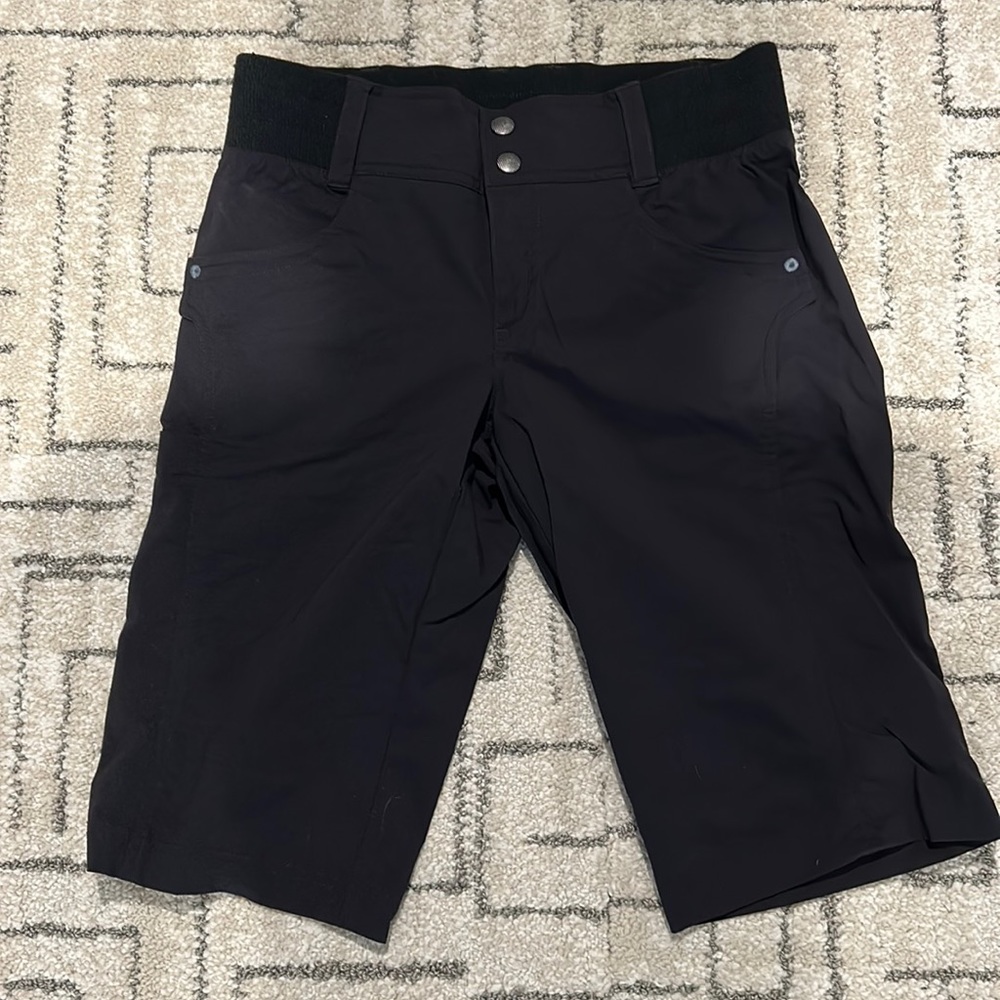 Title Nine Clamber Shorts Size 2